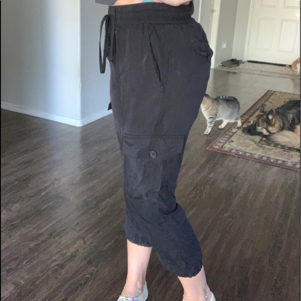 Crop pants - Picture 2 of 3